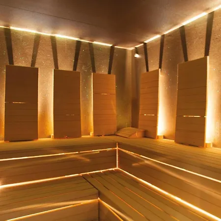 Hotel Post 4*