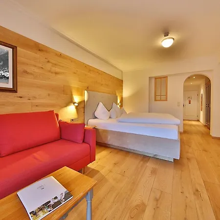 Post Hotel 4*