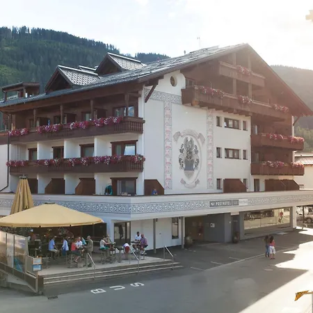 Hotel Post 4*