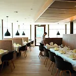 Post Hotel 4*