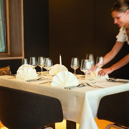 Post Hotel 4*